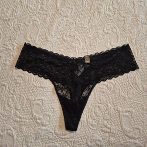 Torrid Curve women's size 3 3X black lace thong, New with attached tags